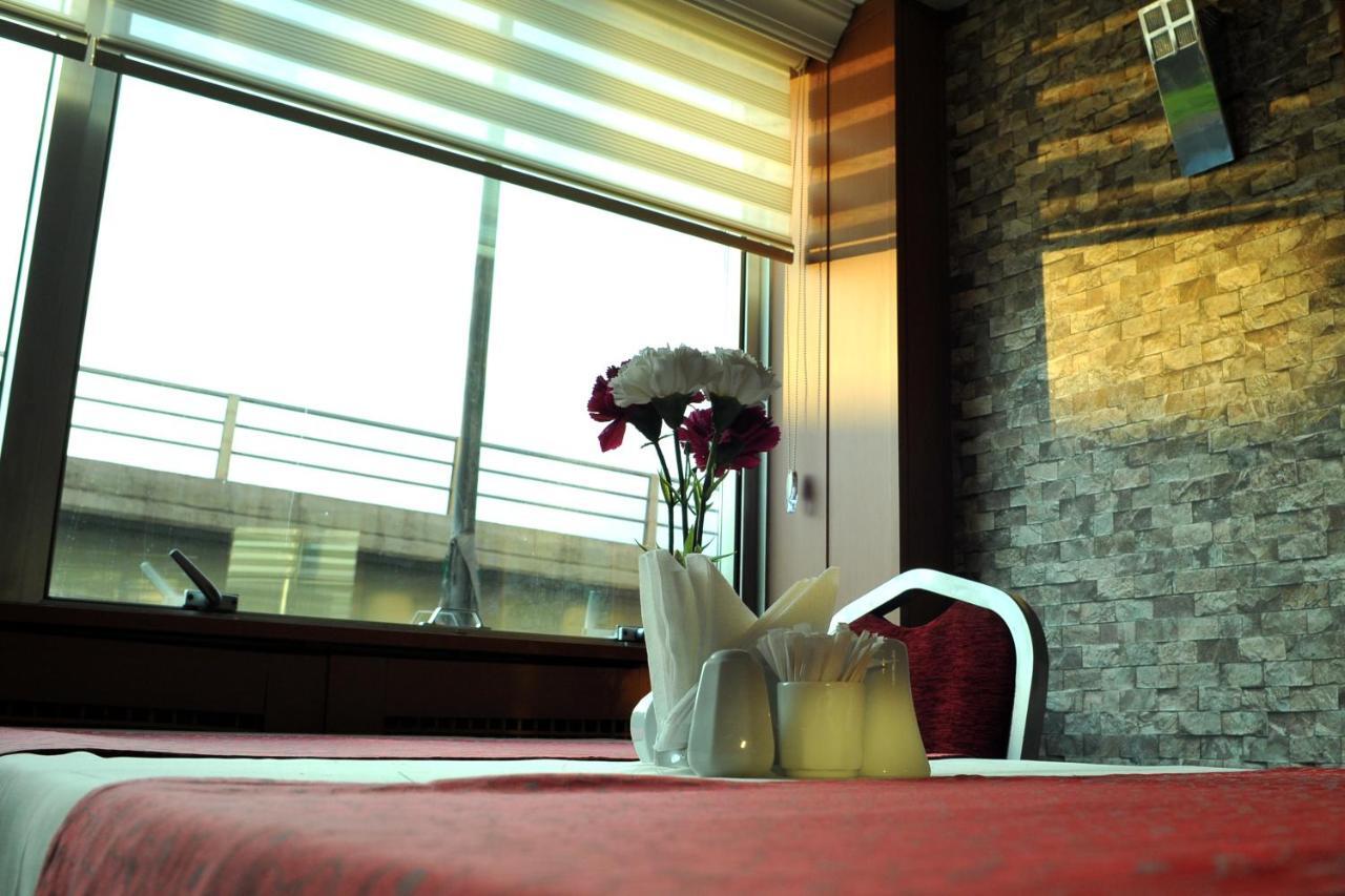 Lion Hotel 3*
