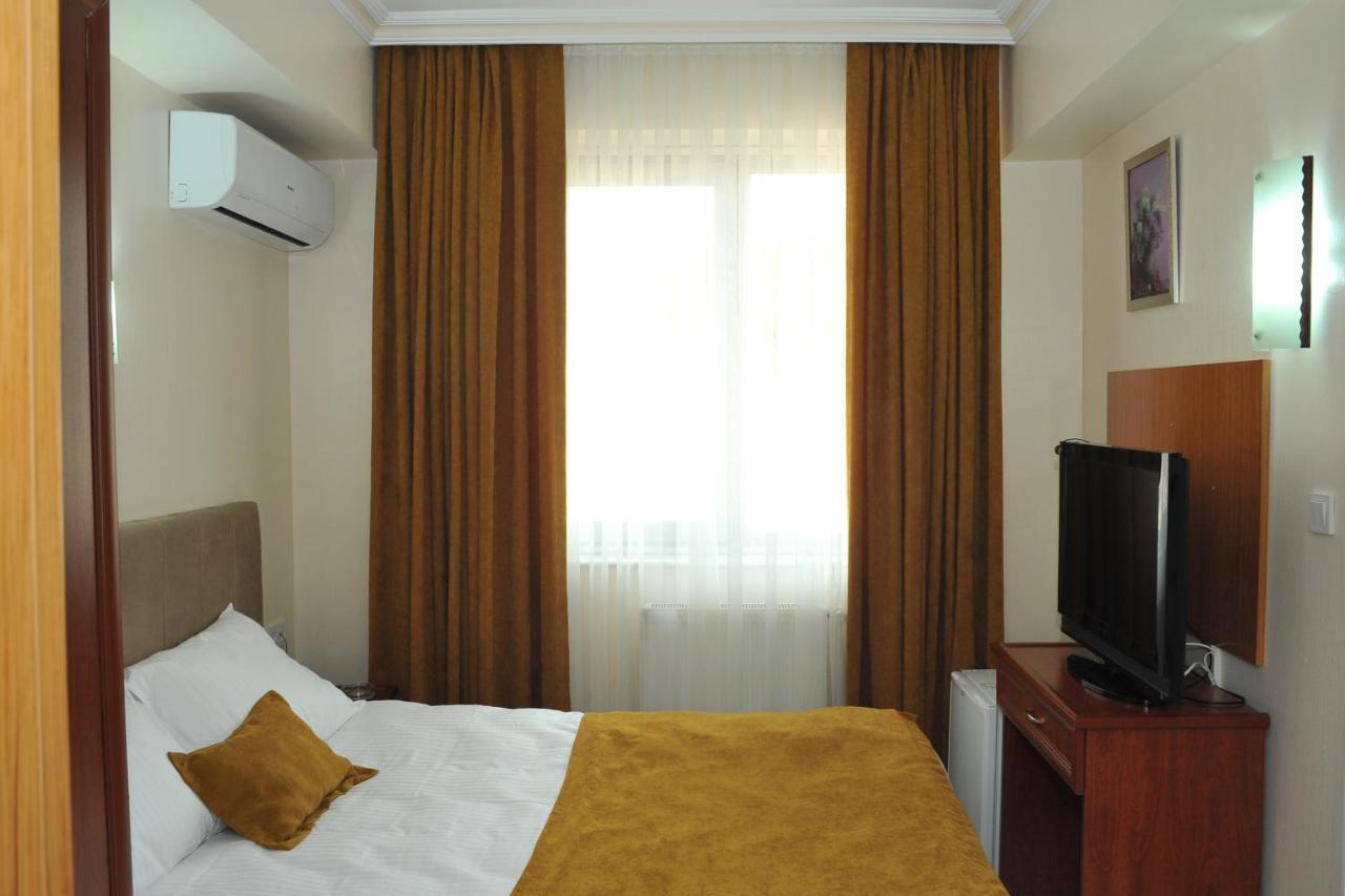 Hotel Lion